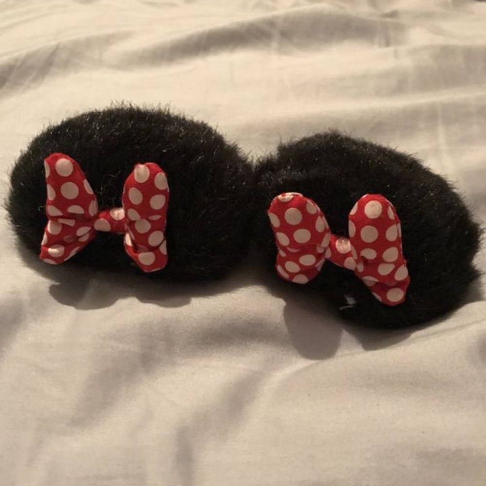 Minnie Mouse clip on ears